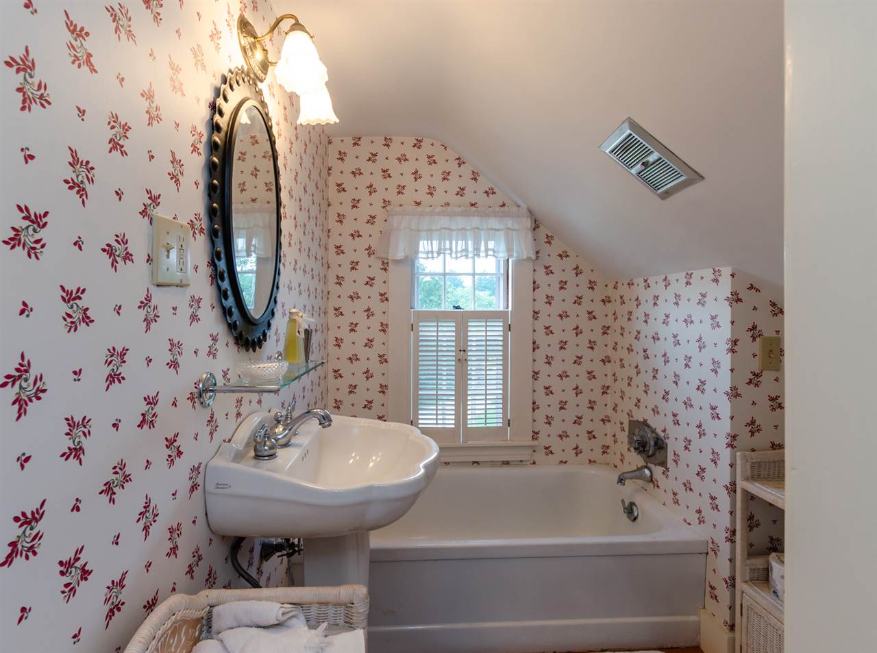 114 Horace Greeley Road Amherst, NH 03031 - Photo 26 of 40