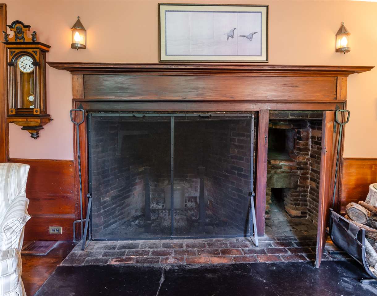 114 Horace Greeley Road Amherst, NH 03031 - Photo 7 of 40
