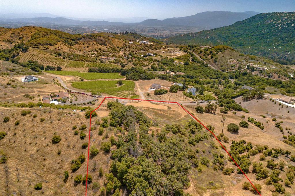 44867 Vía Horca Temecula, CA 92590 - Photo 13 of 30 a view of lake with mountain