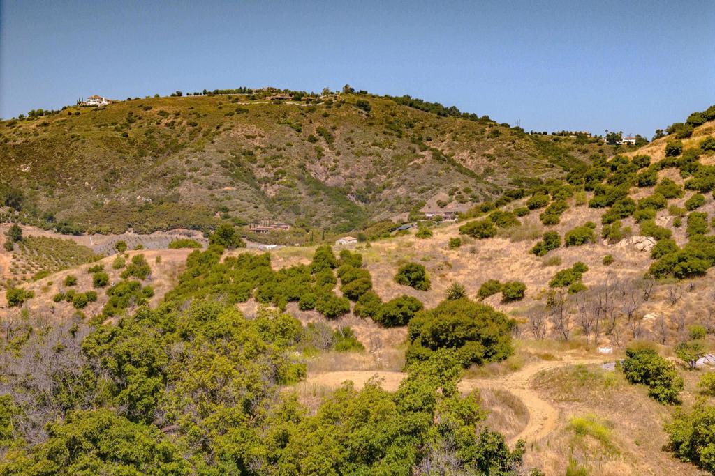 44867 Vía Horca Temecula, CA 92590 - Photo 21 of 30 a view of a building