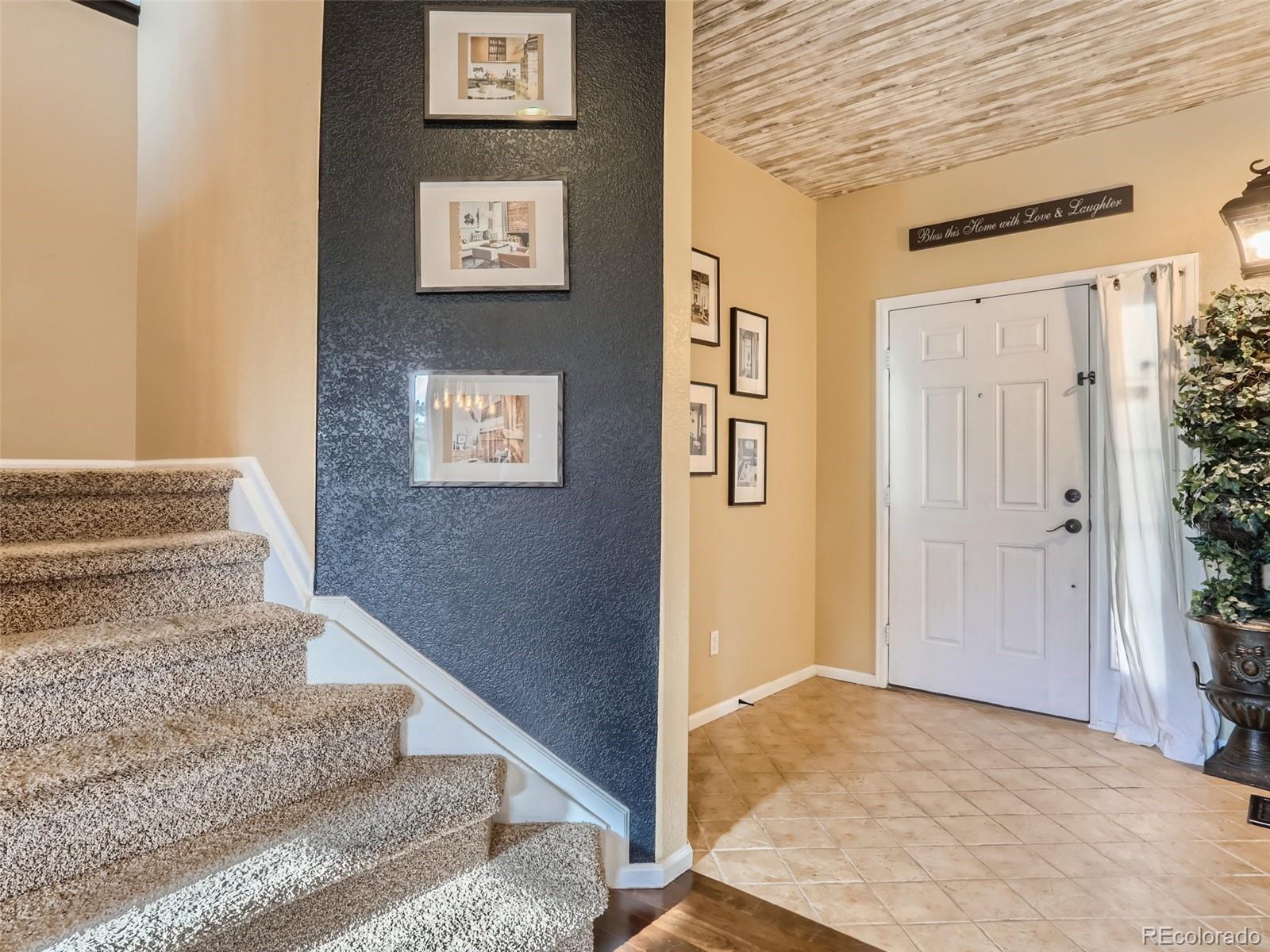 10857 Hickory Ridge Street Highlands Ranch, CO 80126 - Photo 5 of 28