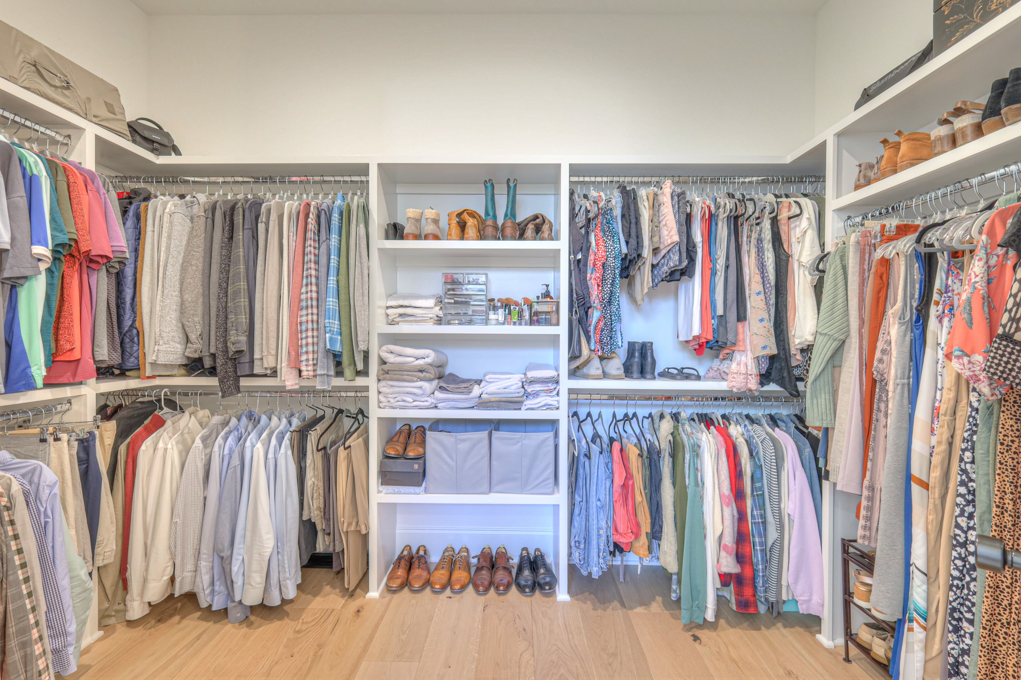 2042 Nathaniel Road Franklin, TN 37064 - Photo 24 of 40 a view of walk in closet with clothes and shoes