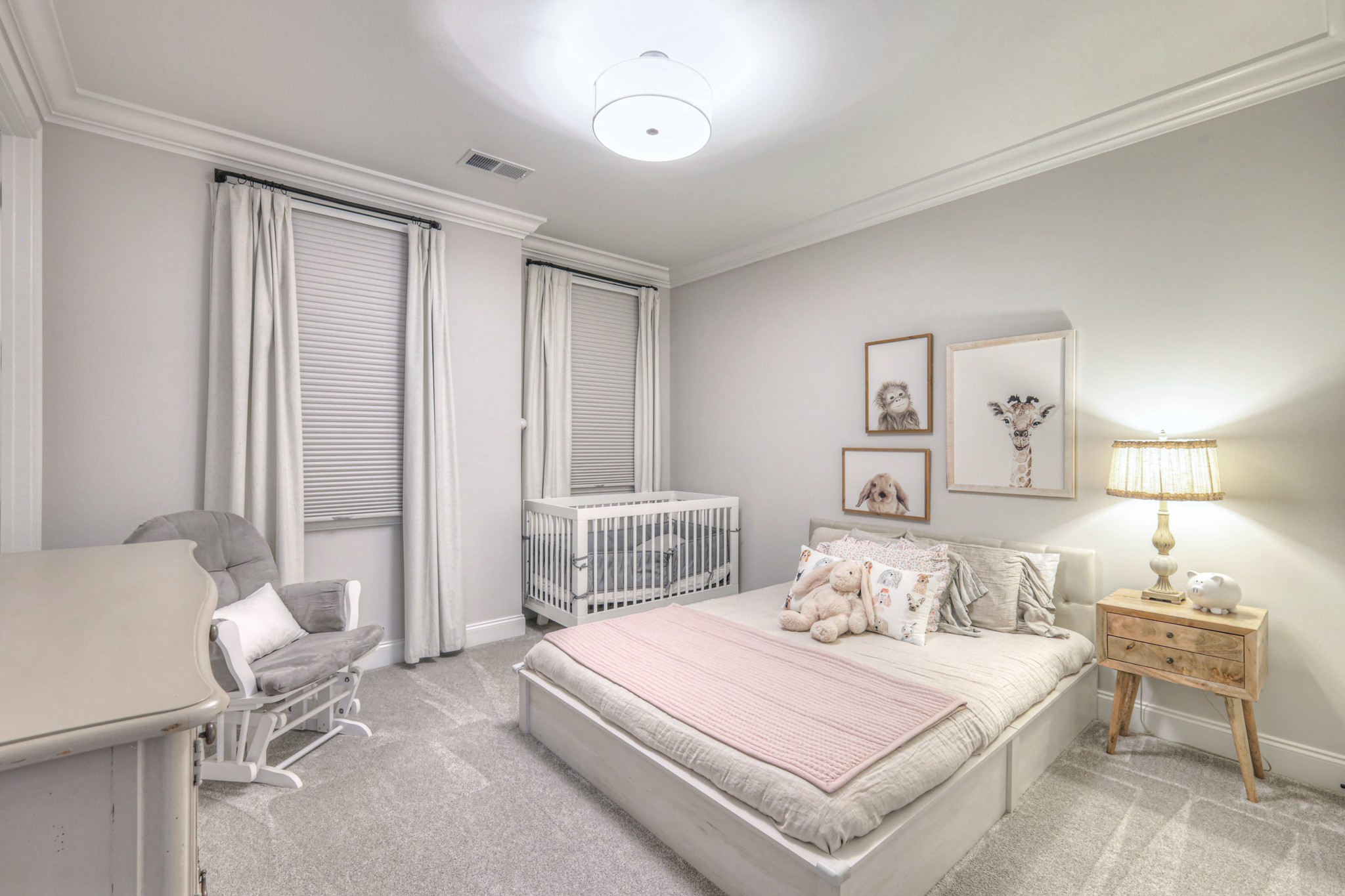 2042 Nathaniel Road Franklin, TN 37064 - Photo 30 of 40 a bedroom with a bed and a table