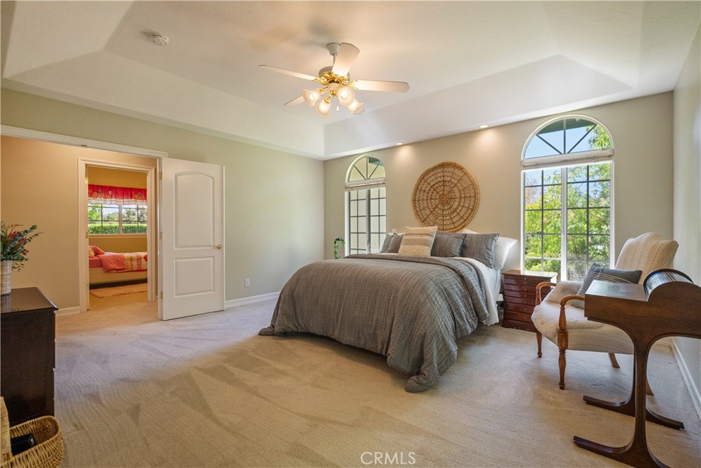 1425 Surrey Heights Fallbrook, CA 92028 - Photo 16 of 36 Primary Bedroom