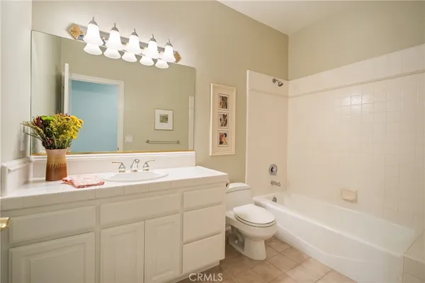 $889,500 | 1425 Surrey Heights, Fallbrook, CA 92028