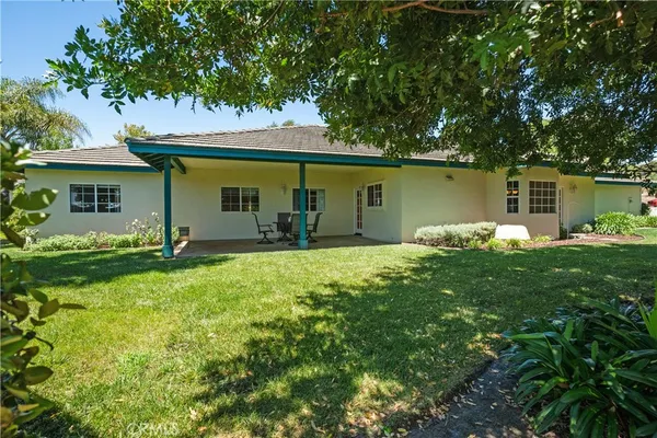 $889,500 | 1425 Surrey Heights, Fallbrook, CA 92028