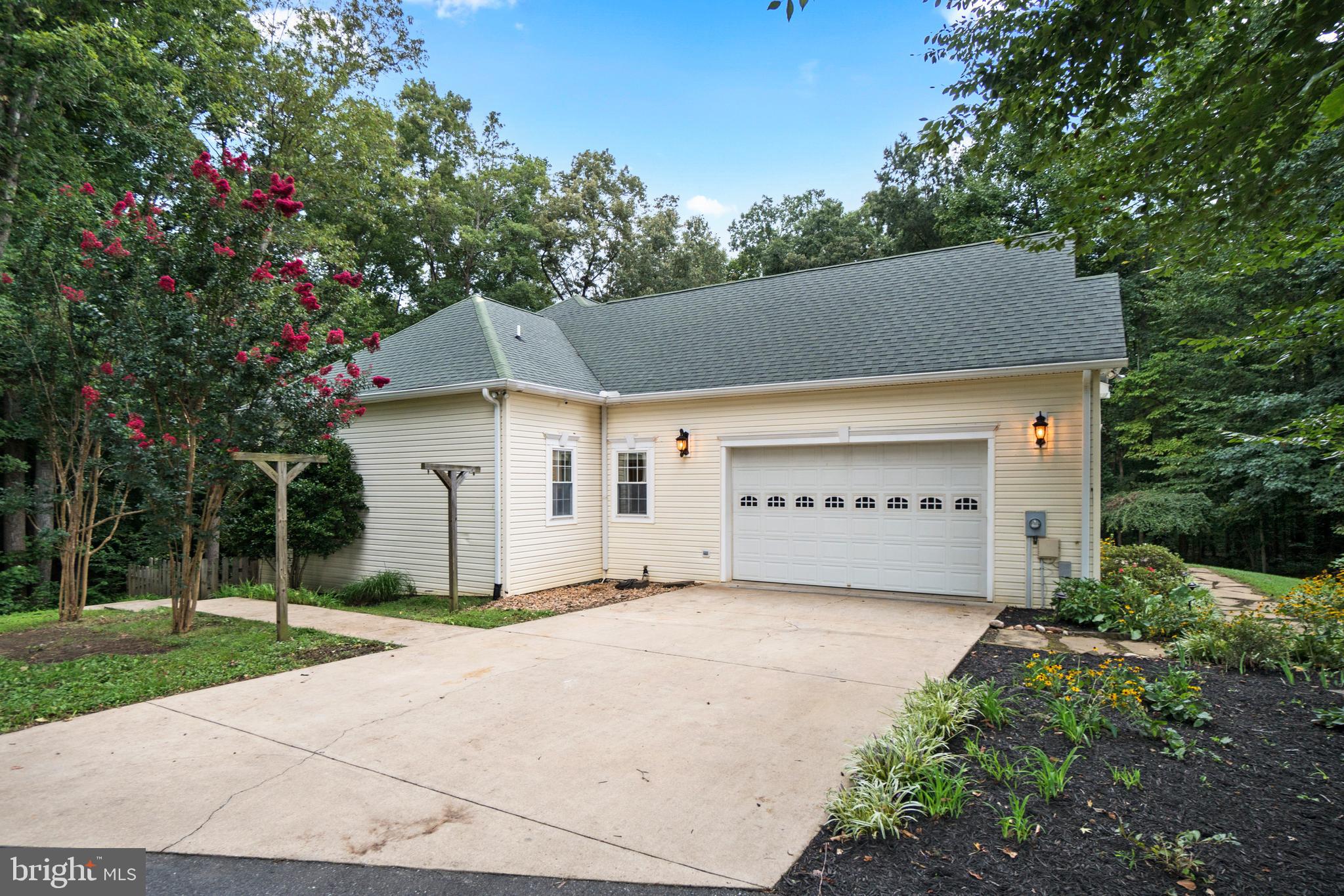 49 Potomac Run Road Fredericksburg, VA 22405 - Photo 2 of 34 Gallery Image 2