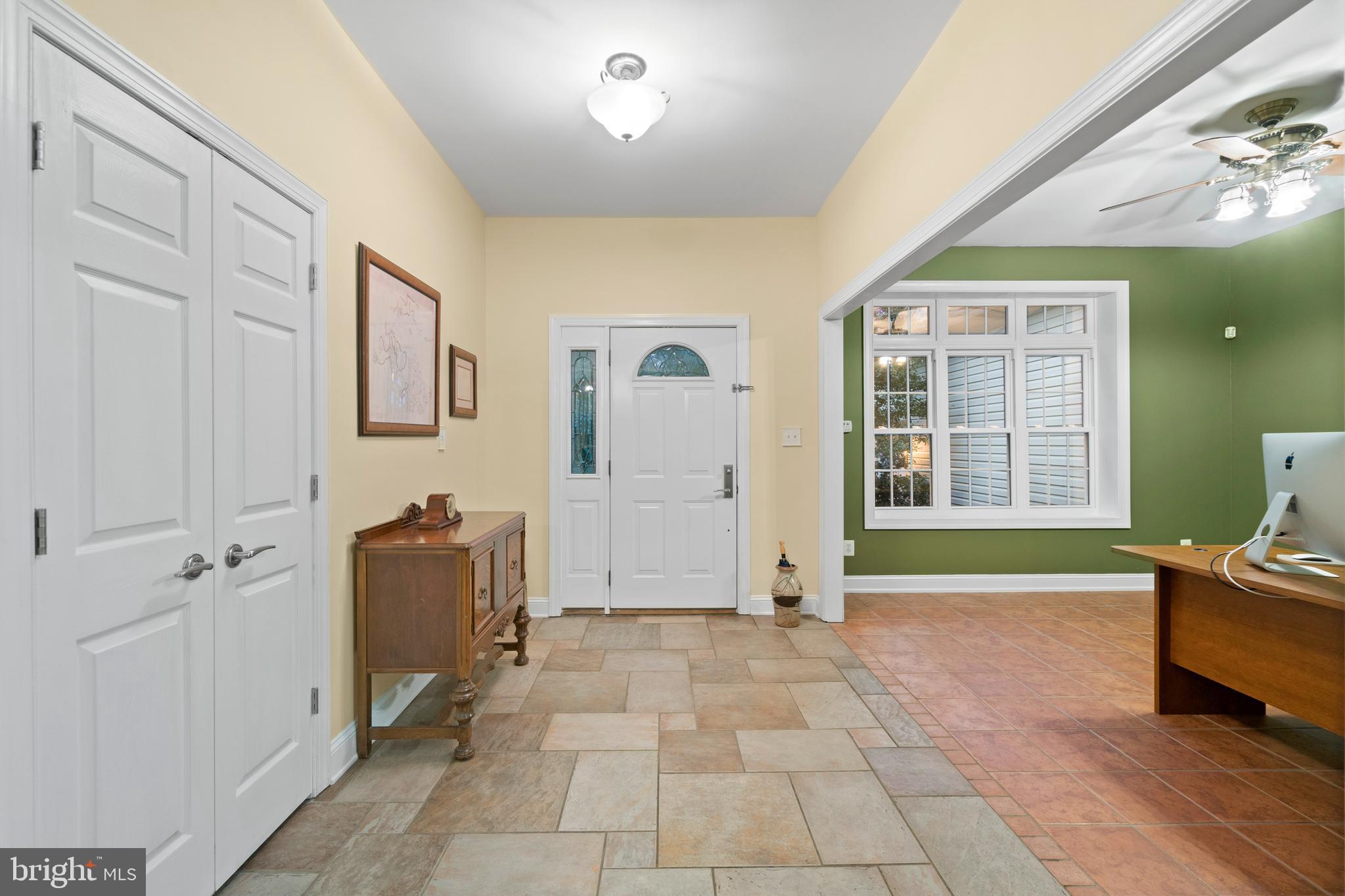 49 Potomac Run Road Fredericksburg, VA 22405 - Photo 4 of 34 Gallery Image 4