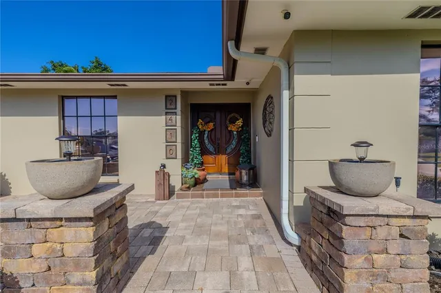 $750,000 | 2410 Old Coach Trail, Clearwater, FL 33765