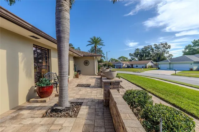 $750,000 | 2410 Old Coach Trail, Clearwater, FL 33765