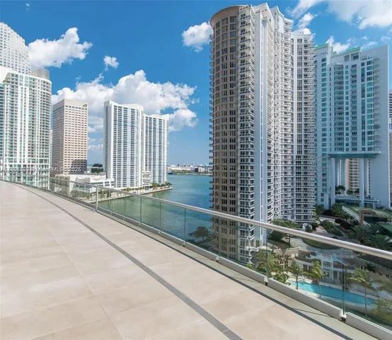 $6,500 | 495 Brickell Avenue, Unit 4403, Miami, FL 33131