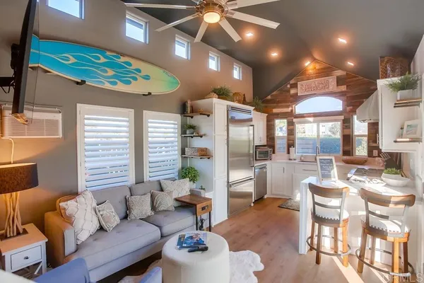 $549,000 | 1624 North Coast Highway 101, Unit 3, Solana Beach, CA 92075