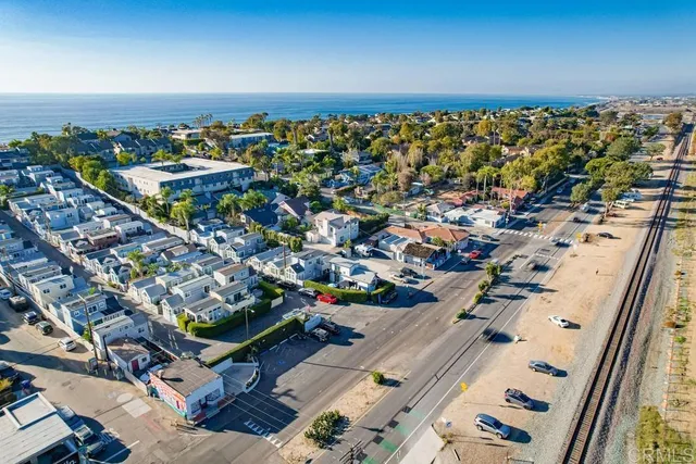 $549,000 | 1624 North Coast Highway 101, Unit 3, Solana Beach, CA 92075