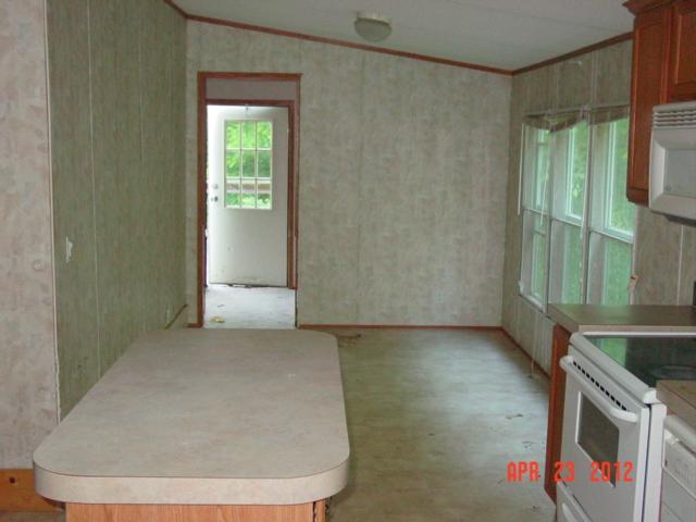 527 York Hollow Road Pulaski, TN 38478 - Photo 4 of 9 Breakfast area