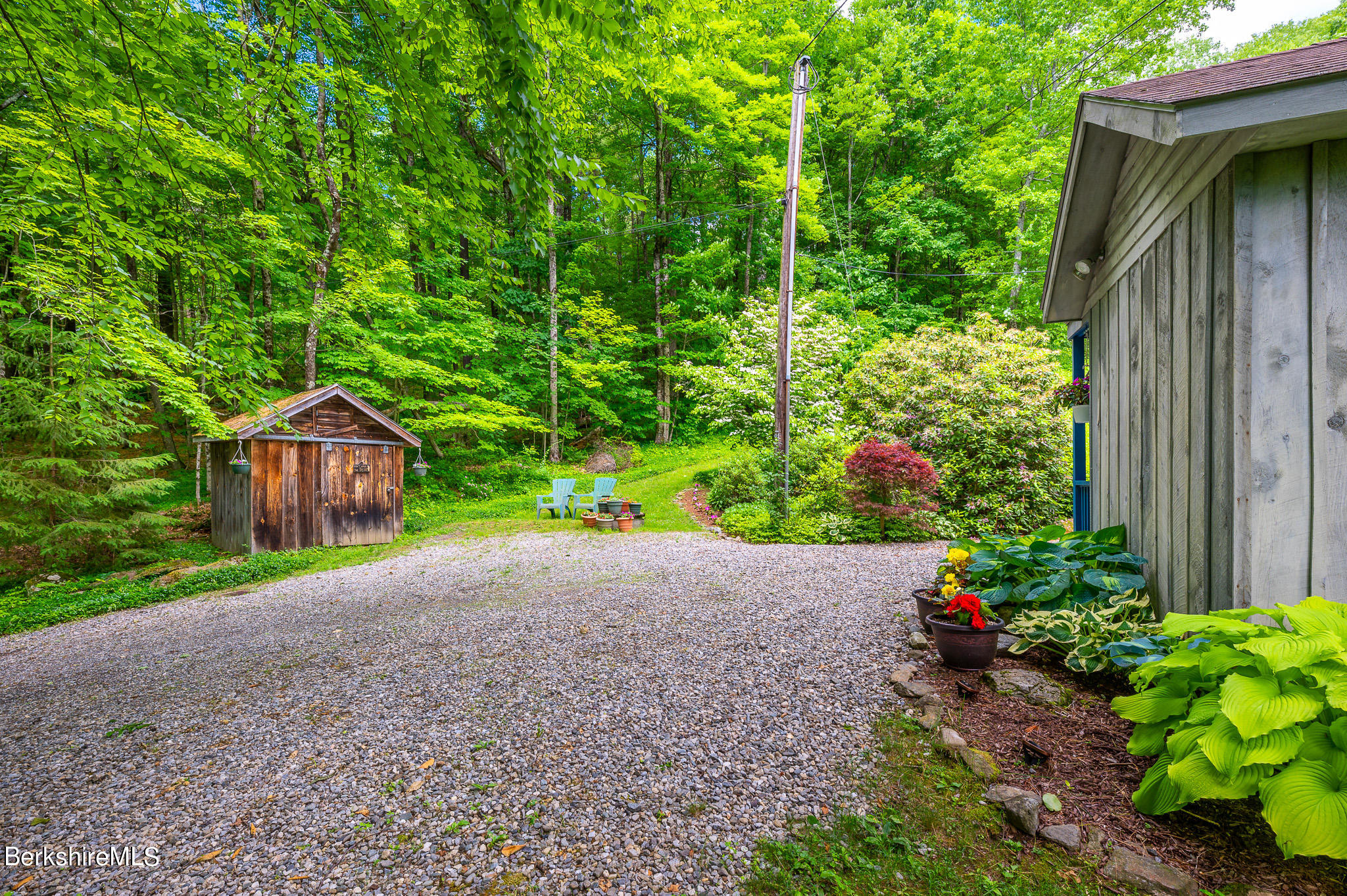 9 Pixley Hill Road West Stockbridge, MA 01236 - Photo 3 of 37