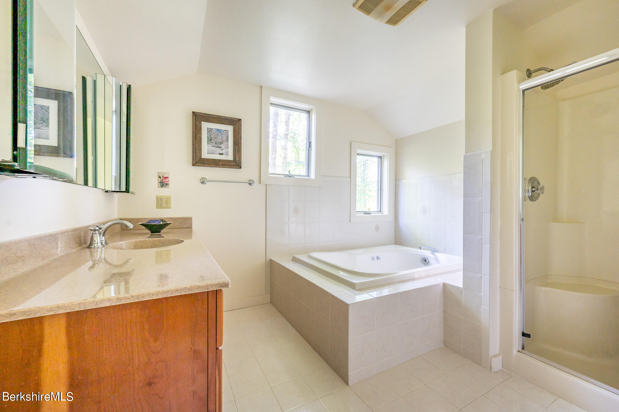 9 Pixley Hill Road West Stockbridge, MA 01236 - Photo 25 of 37 a bathroom with a tub sink and mirror