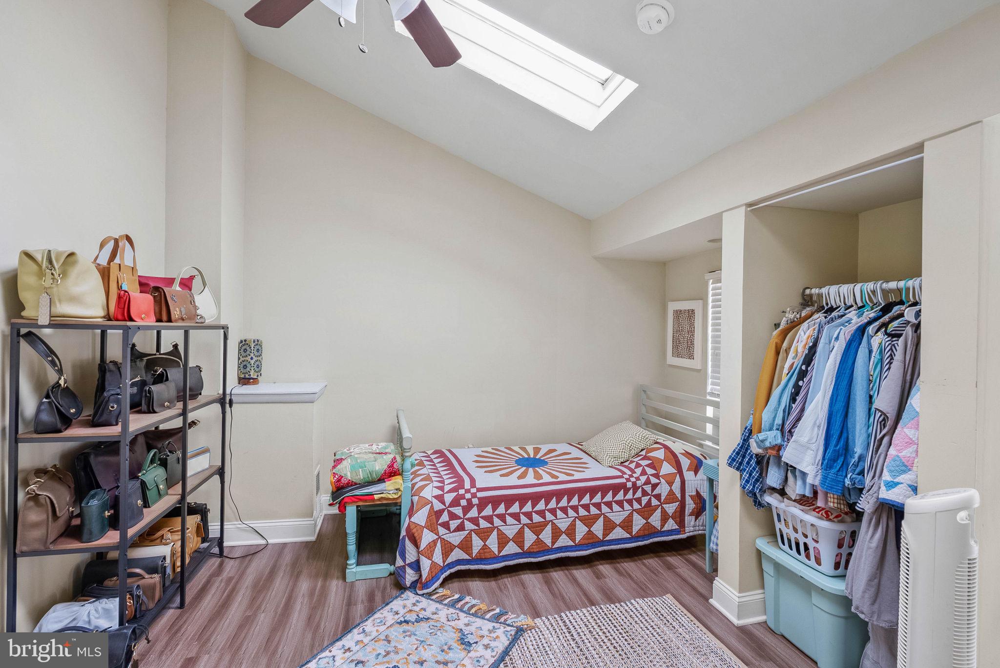 1037 Crease Street Philadelphia, PA 19125 - Photo 18 of 37