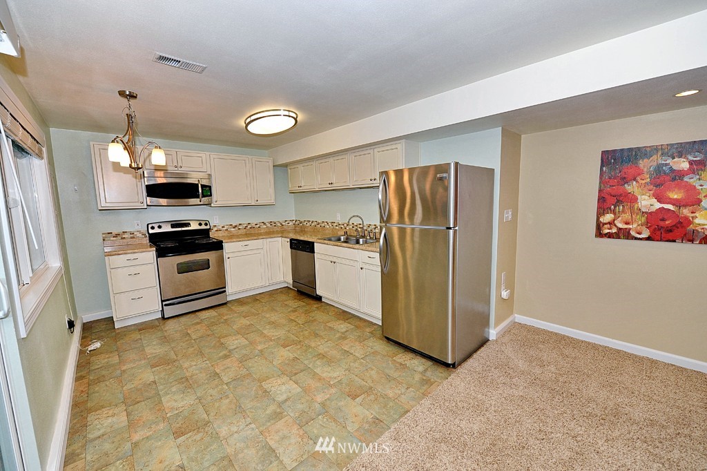 125 244th Street Southwest Bothell, WA 98021 - Photo 21 of 23
