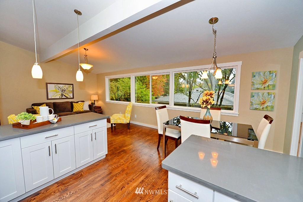 125 244th Street Southwest Bothell, WA 98021 - Photo 5 of 23