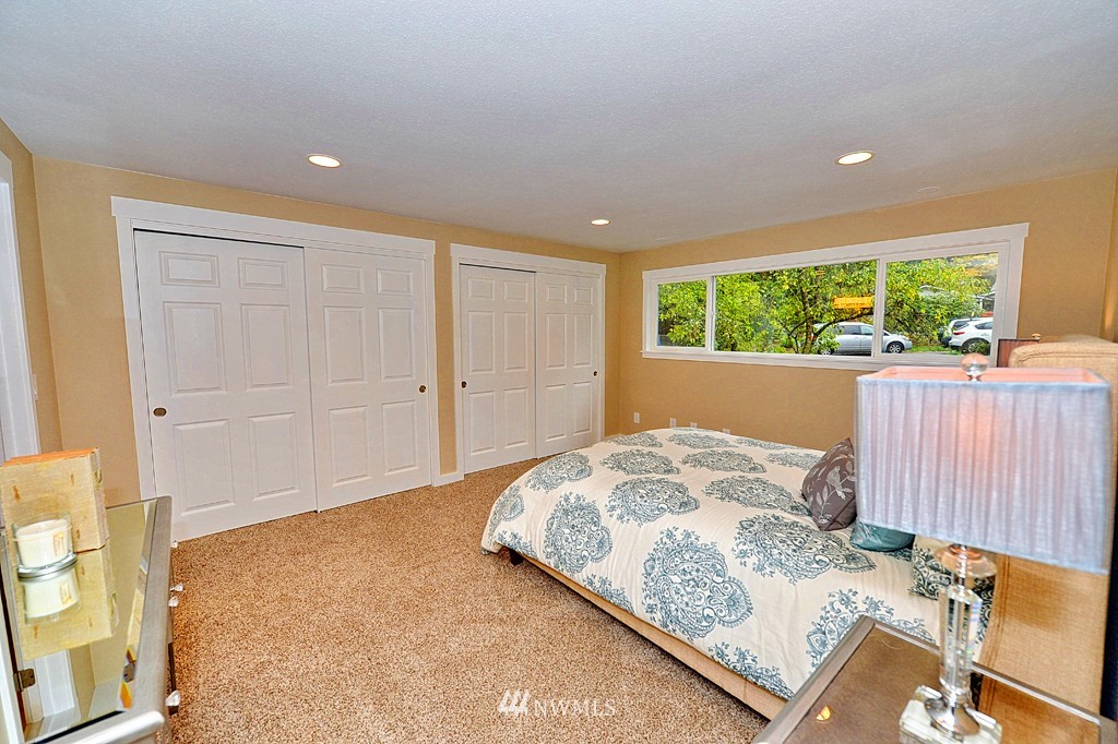 125 244th Street Southwest Bothell, WA 98021 - Photo 8 of 23
