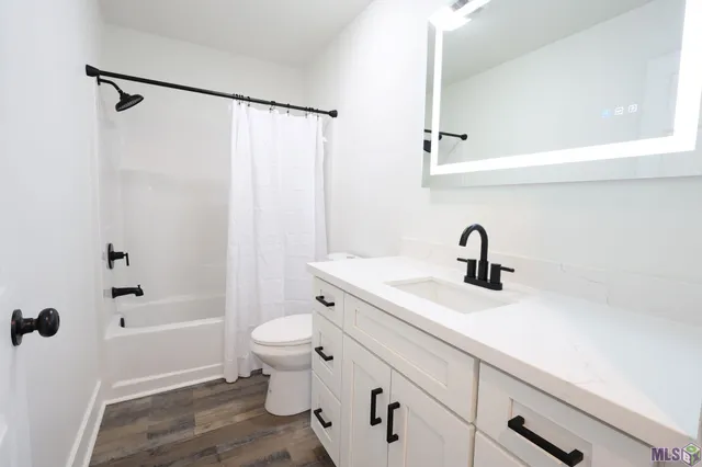 $187,500 | 239 East 26th Place, Larose, LA 70373