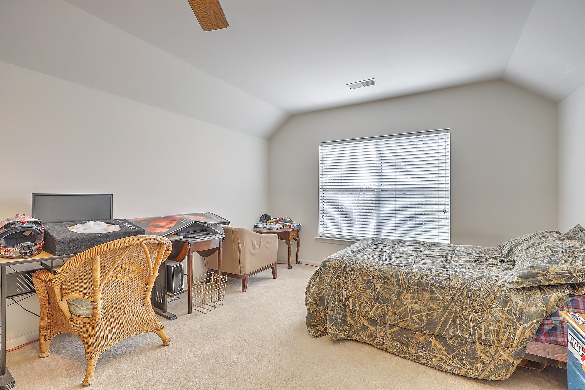 607 Pointe Of Oaks Road Summerville, SC 29485 - Photo 27 of 38 IMG_5011_2_3_4_5_6_7