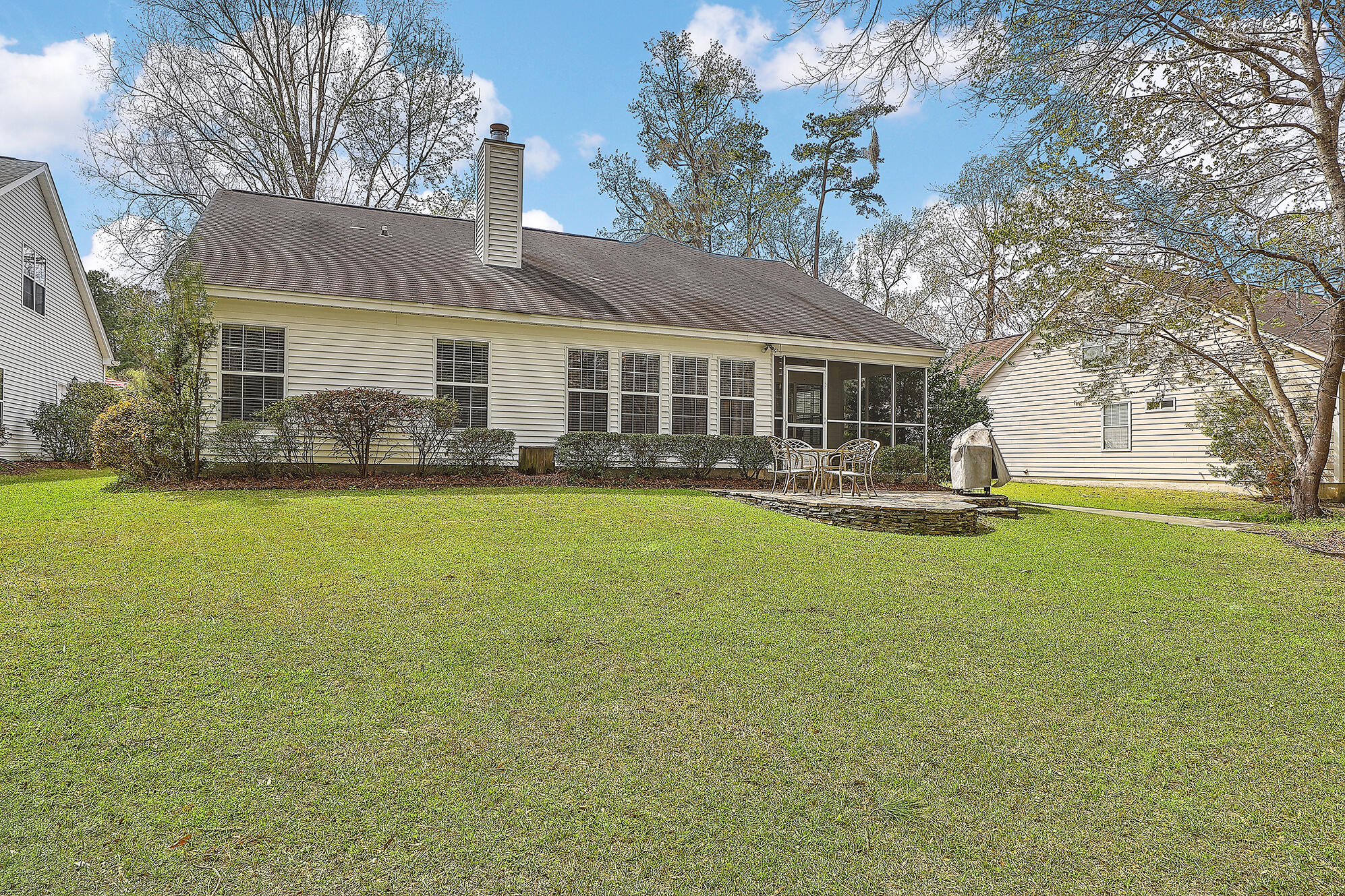 607 Pointe Of Oaks Road Summerville, SC 29485 - Photo 35 of 38 IMG_5067_68_69_70_71_72_73