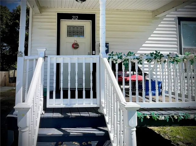 $205,000 | 212 North Seward Avenue, Auburn, NY 13021