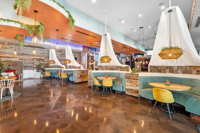 a view of a tennis court