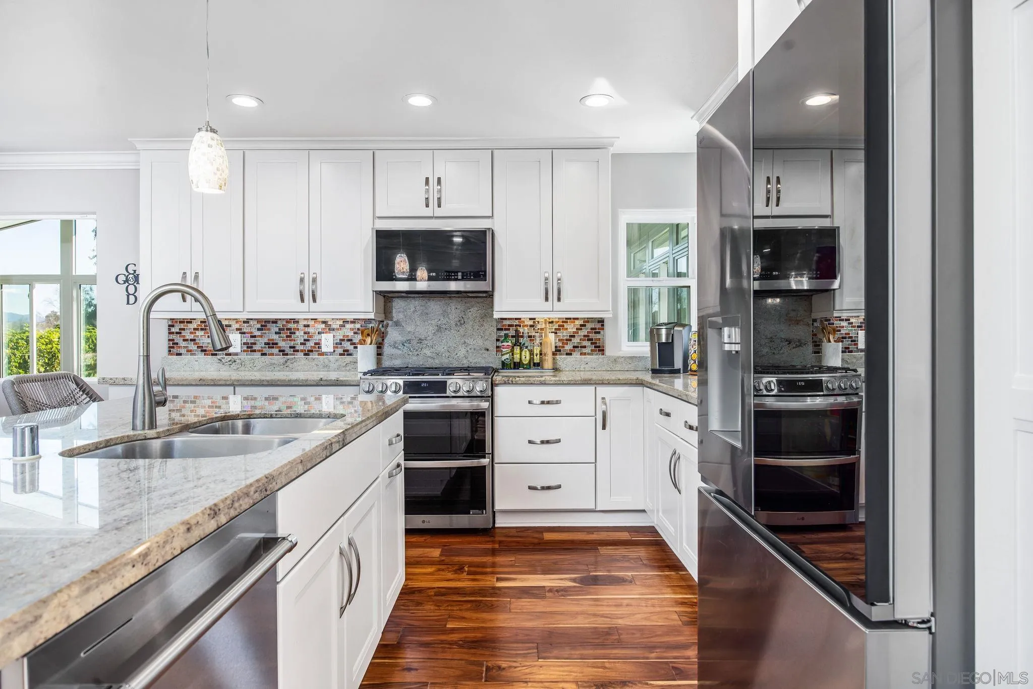 9139 Inverness Road Santee, CA 92071 - Photo 9 of 38 Gallery Image 9