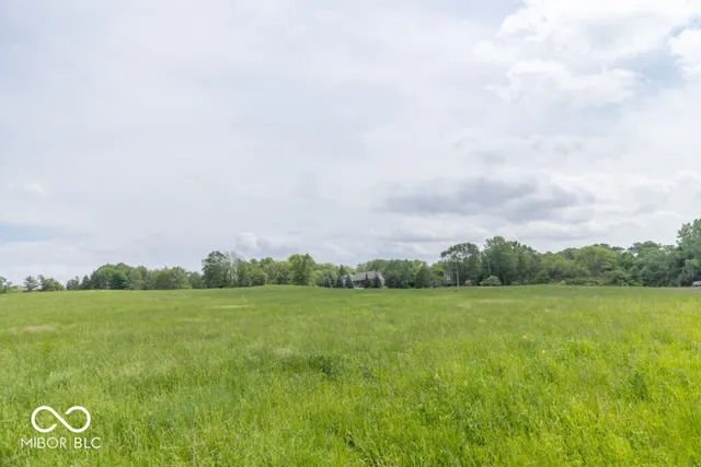 $93,600 | 10 Meadowbrook Drive, New Castle, IN 47362