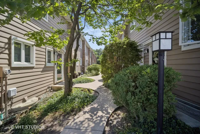 a view of a back yard of the house