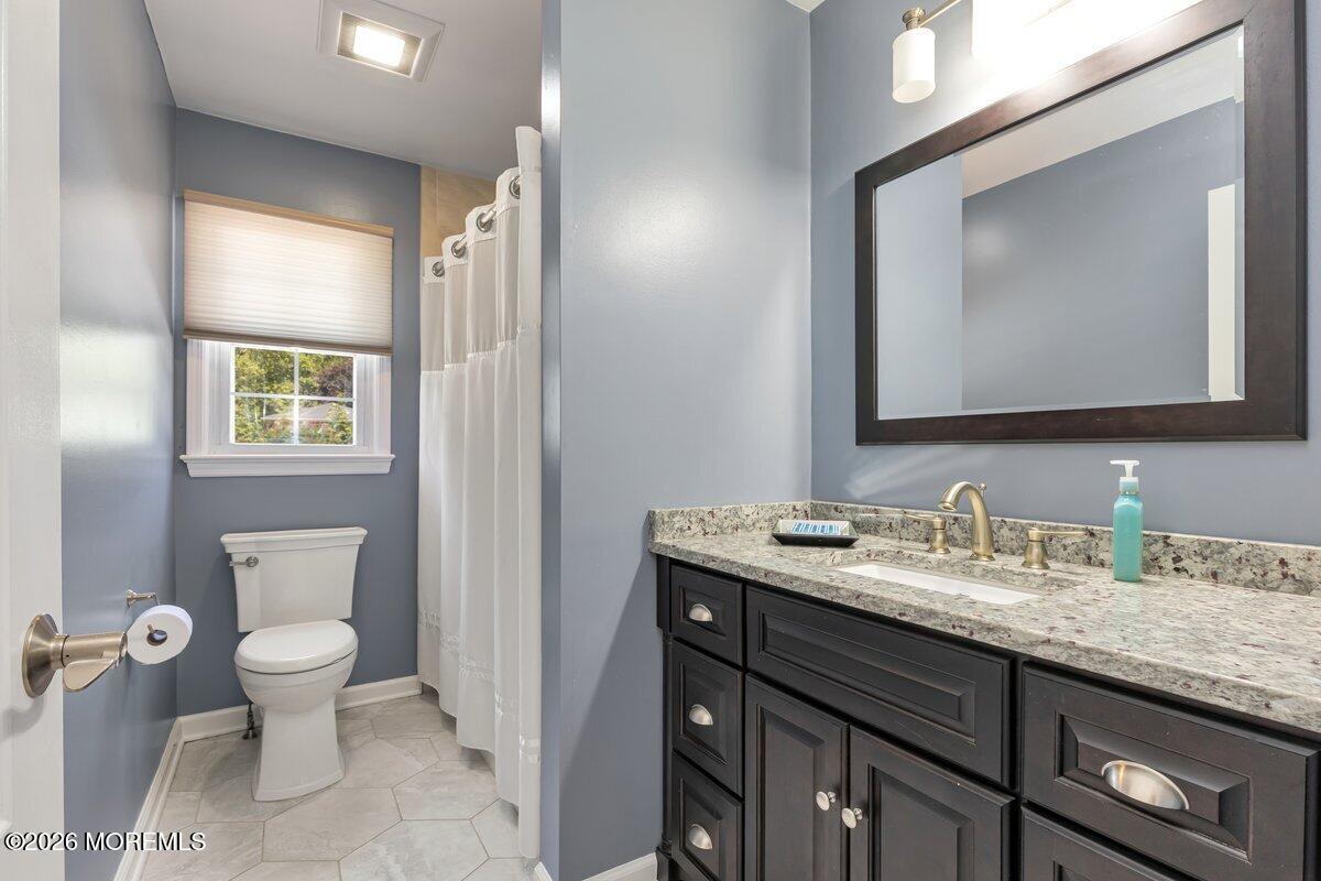 25 Pelican Road Middletown, NJ 07748 - Photo 21 of 44 Hall Bath
