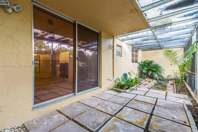 a view of an outdoor space