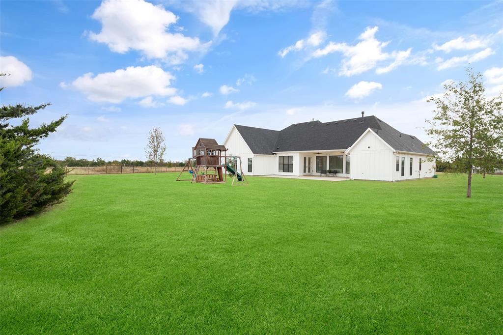 1267 Willie Vester Road Van Alstyne, TX 75495 - Photo 30 of 36