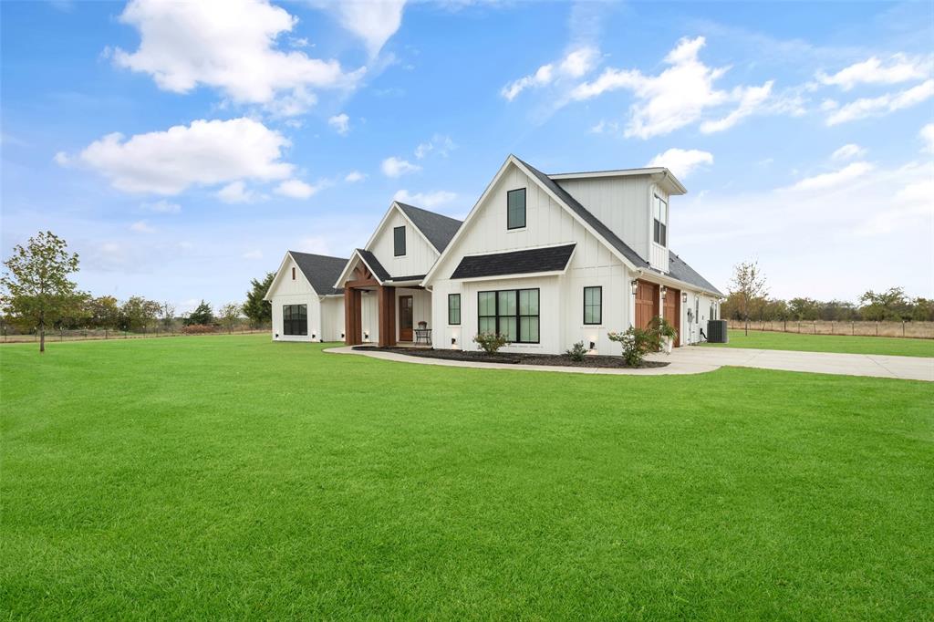 1267 Willie Vester Road Van Alstyne, TX 75495 - Photo 5 of 36