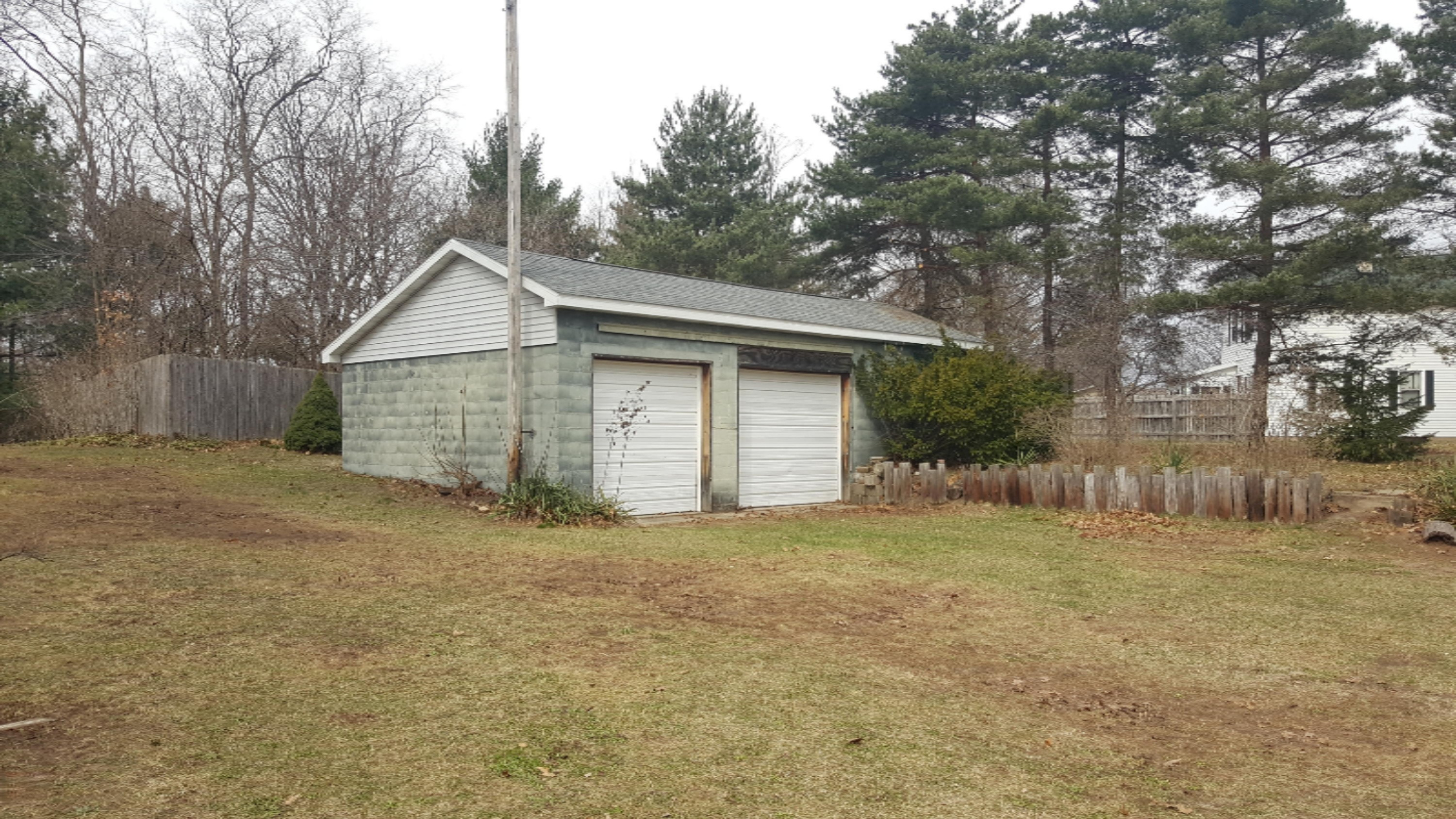 508 South George Street Decatur, MI 49045 - Photo 4 of 24 20160322_122614