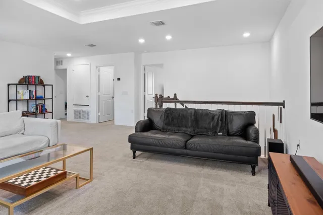 $525,000 | 6809 Ellsworth Walk, Austin, TX 78724