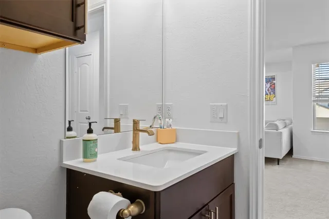 $525,000 | 6809 Ellsworth Walk, Austin, TX 78724