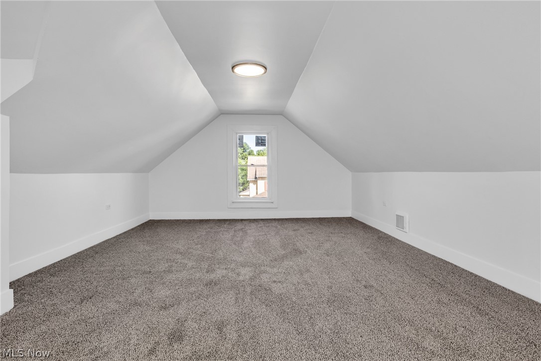 940 Nela View Road Cleveland Heights, OH 44112 - Photo 26 of 32