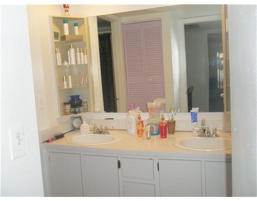 182 Woodland Road Palm Springs, FL 33461 - Photo 10 of 16 Additional Photo
