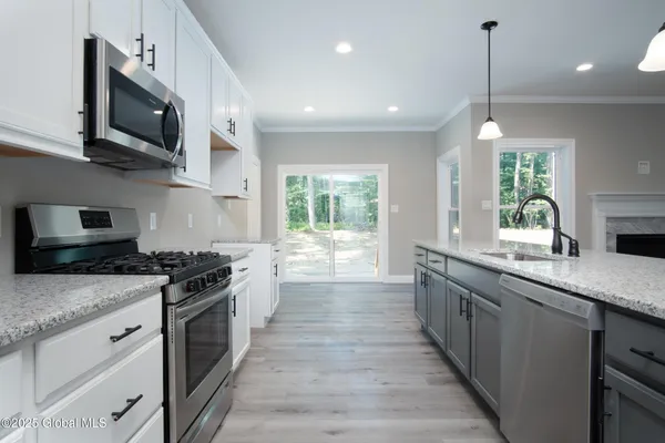 $378,900 | 18 Killington Lane, Johnstown, NY 12095