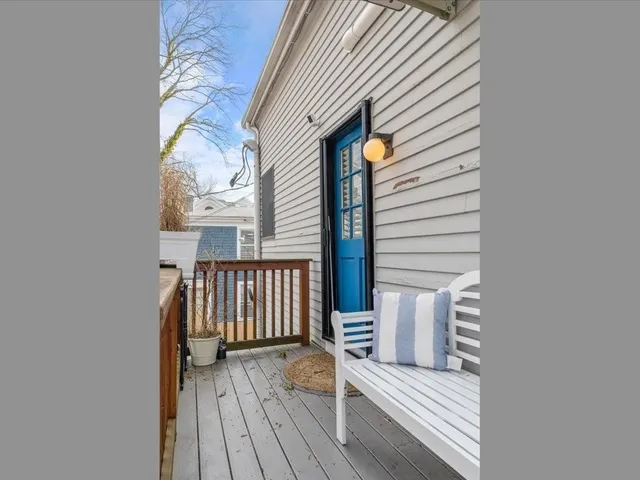 $5,000 | 24 Peary Street, Unit C, Newport, RI 02840