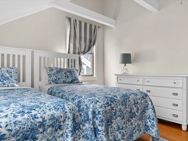 $5,000 | 24 Peary Street, Unit C, Newport, RI 02840