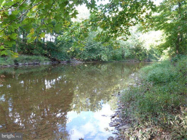 792 Cowpath Road Telford, PA 18969 - Photo 23 of 24 View in Back