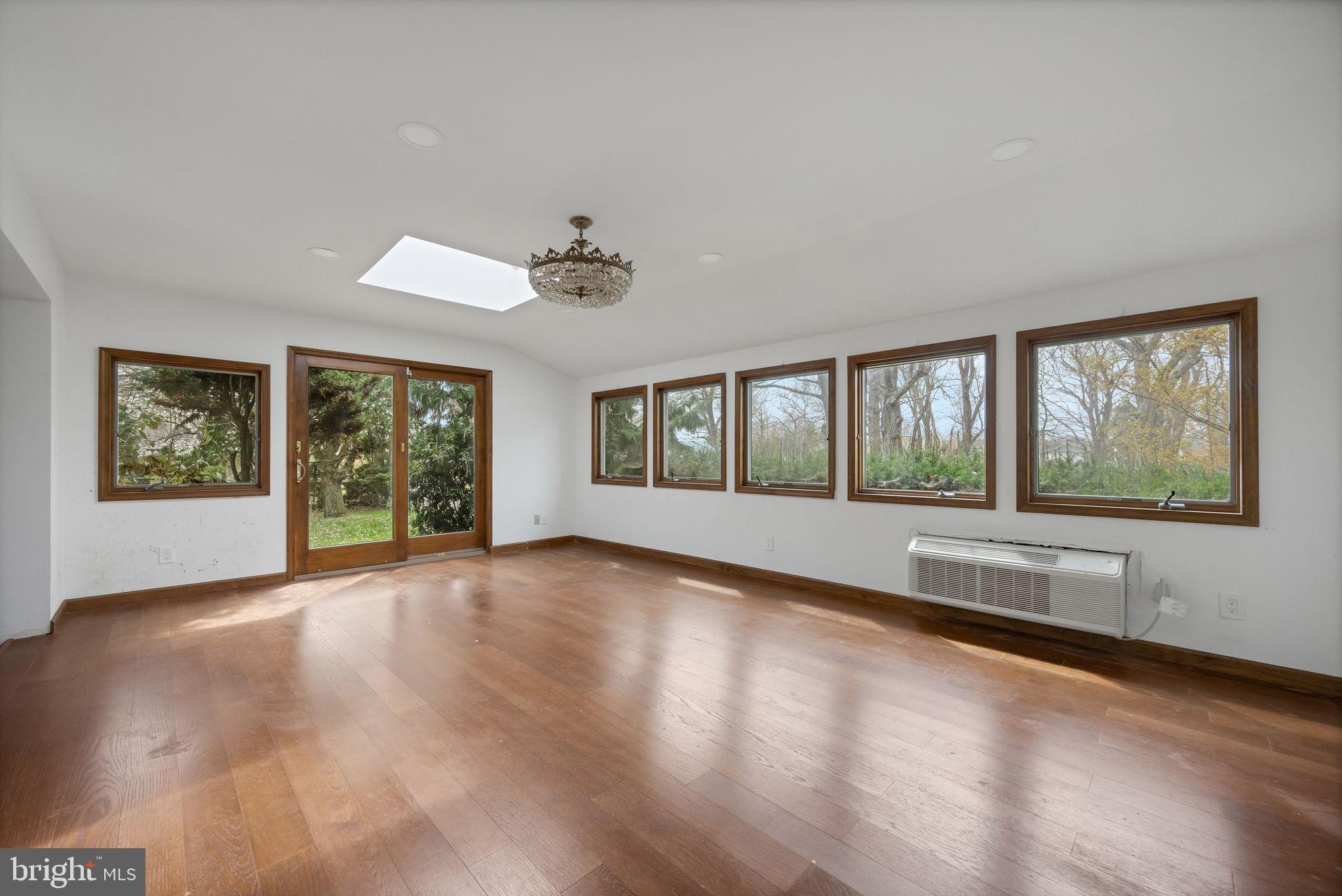 76 West Tomlin Station Road Mickleton, NJ 08056 - Photo 12 of 36