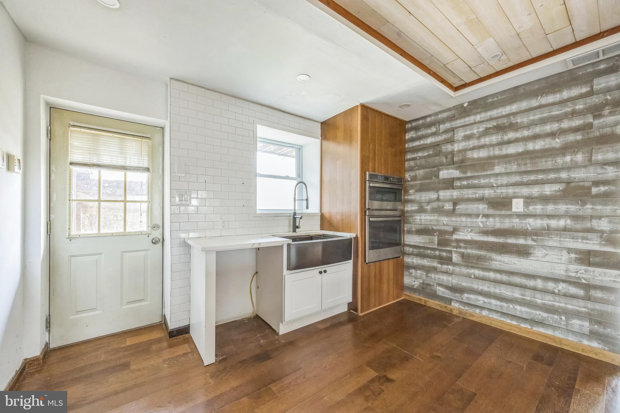 76 West Tomlin Station Road Mickleton, NJ 08056 - Photo 14 of 36