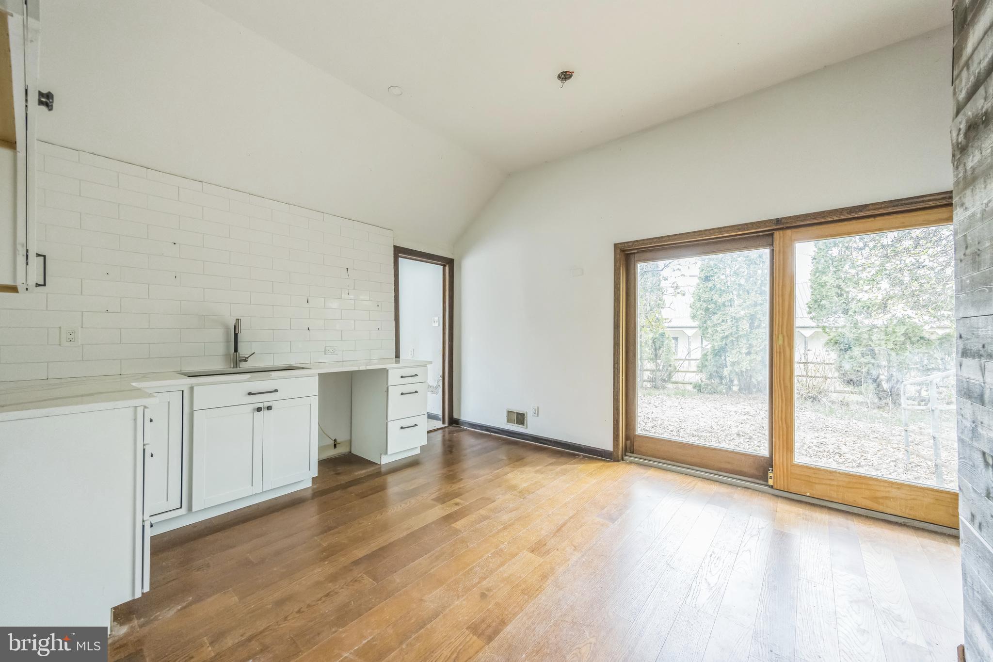 76 West Tomlin Station Road Mickleton, NJ 08056 - Photo 16 of 36