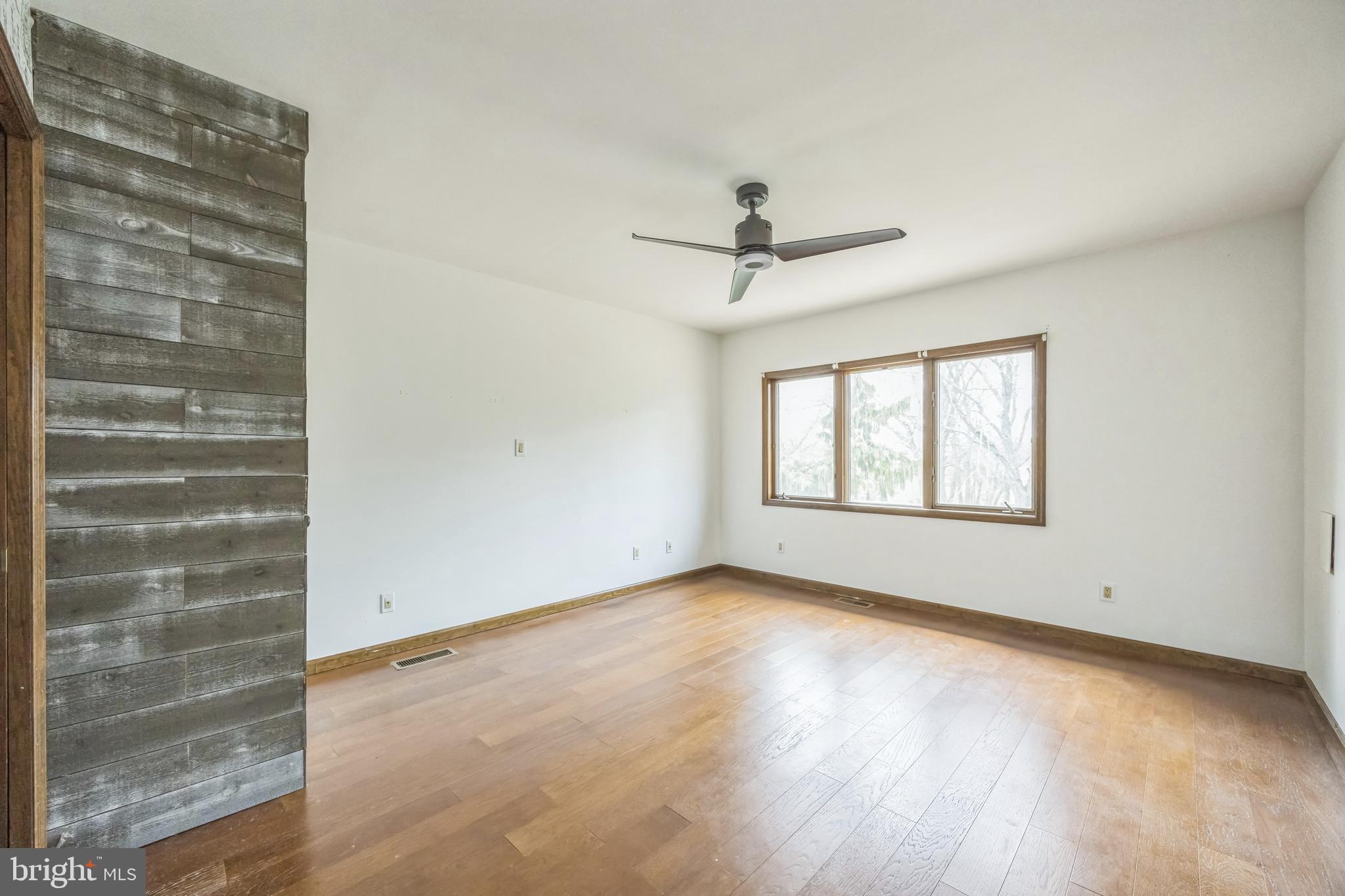 76 West Tomlin Station Road Mickleton, NJ 08056 - Photo 25 of 36