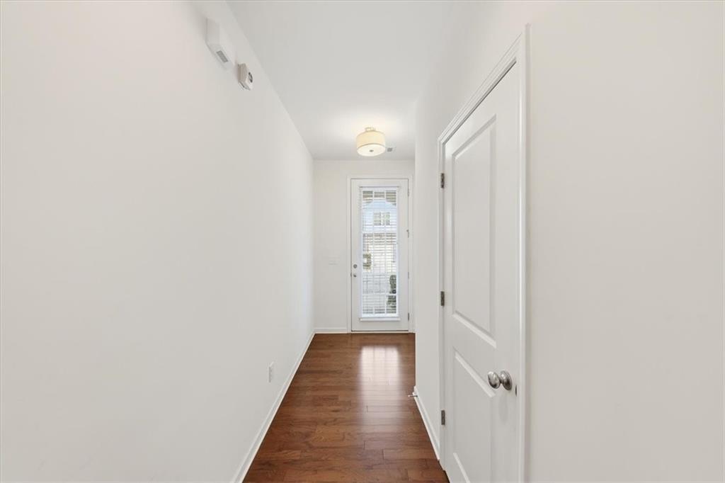 5034 Longview Walk Decatur, GA 30035 - Photo 3 of 39